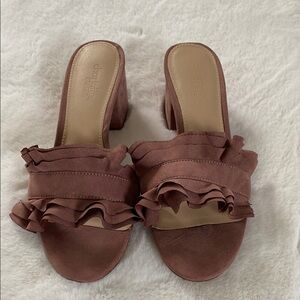 Charlotte Russe Women's Ruffled Mauve Mules
Size 7